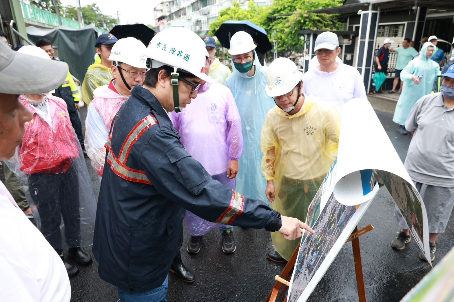 楊柳颱風進逼  陳其邁市長視察燕巢防颱應變  確保防汛準備...