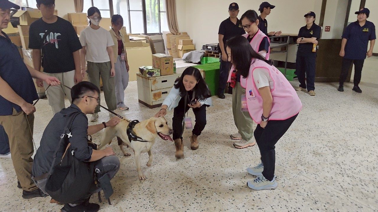 北市「走出幽谷迎向光明」夏季活動 啟動療癒旅程 助學子...