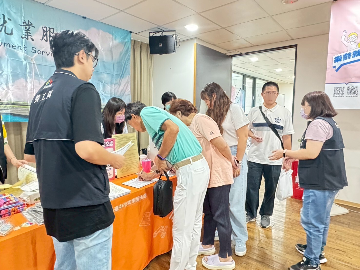 海線徵才外埔國中登場   預約面試送限量專屬禮