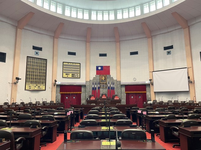 民主議政園區和你蕉心  爵士樂首度響徹議事殿堂...