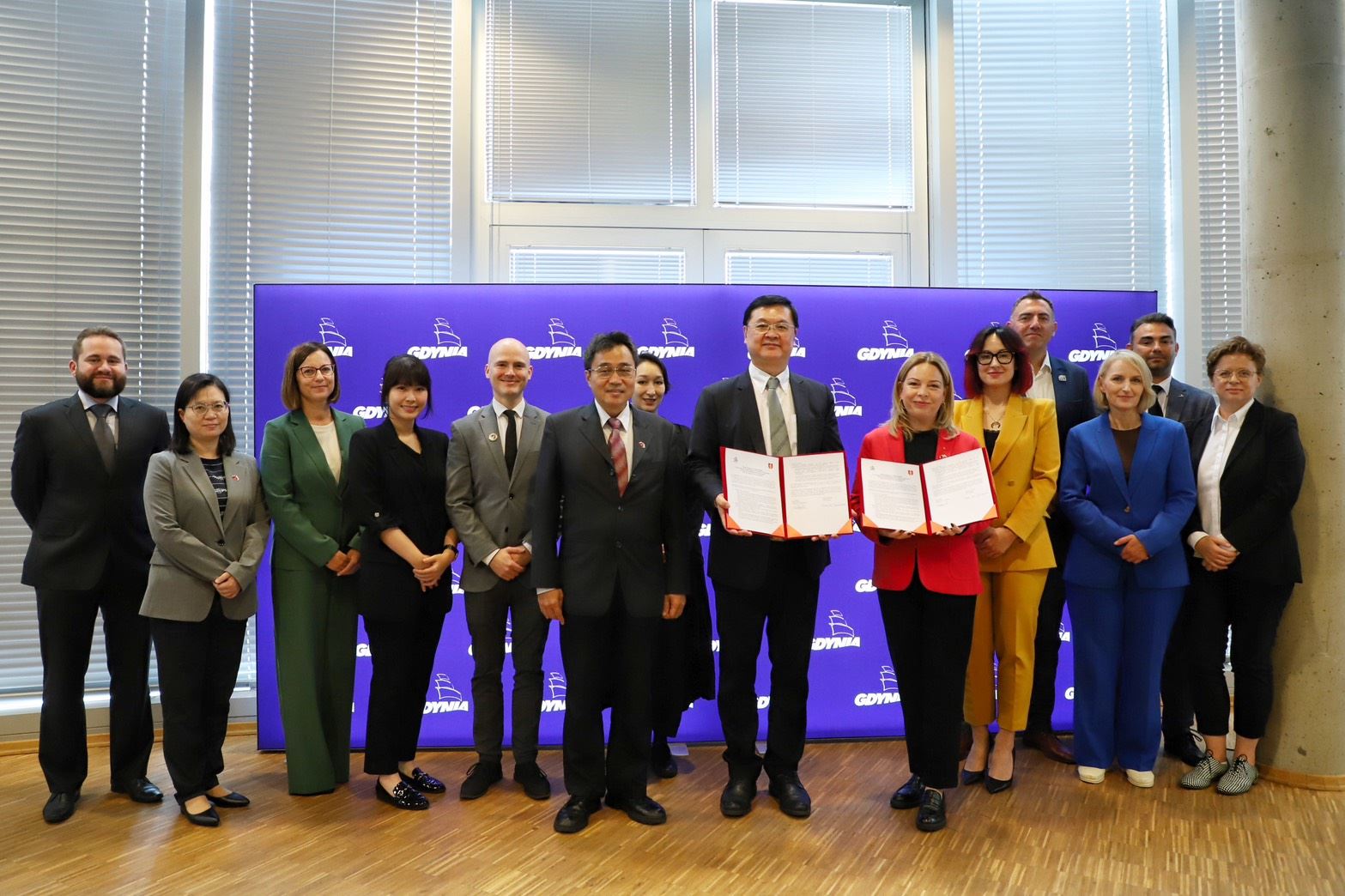 高雄與波蘭格丁尼亞簽署合作備忘錄　  深化新創與智慧城市合作