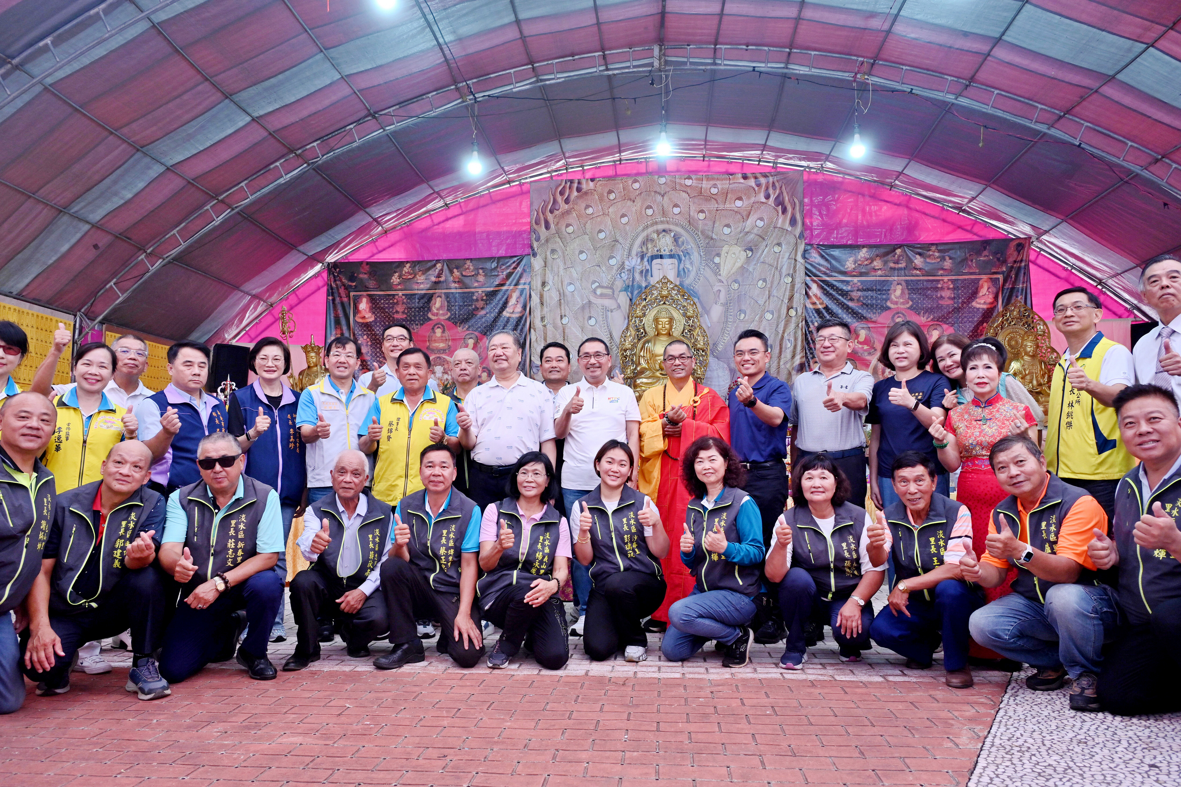 淡水河河祭路祭法會 侯友宜為龍王船、西方船點睛 為民祈...