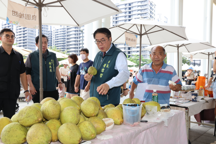 「南得極品」中秋展售總圖登場   台南農特產及多款伴手禮...