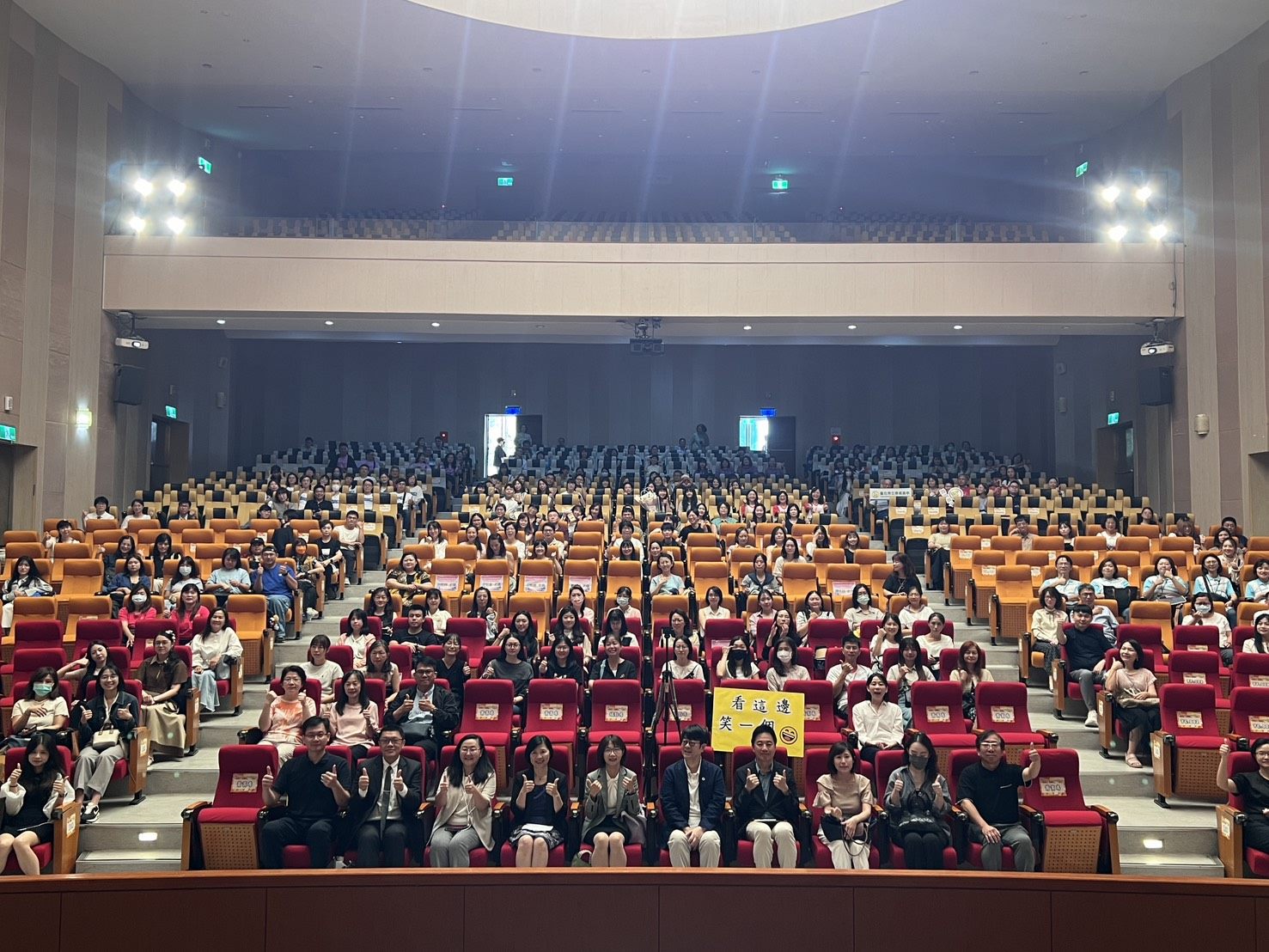 老師把杜甫變饒舌歌手！北市特殊優良教材教具評選出爐...