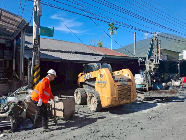 臺南展現互助精神   災後自助再助人   愛心馳援花蓮...