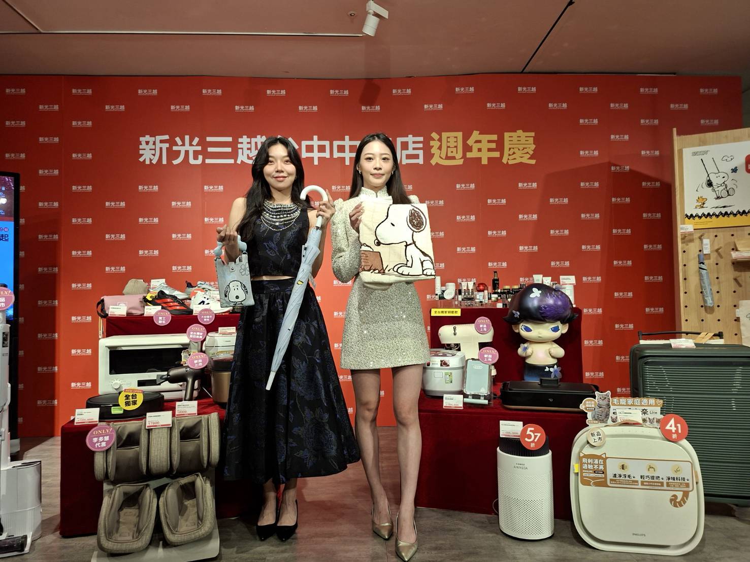 霸氣側漏閃瞎代購   店王現象級回歸週年慶亮劍...