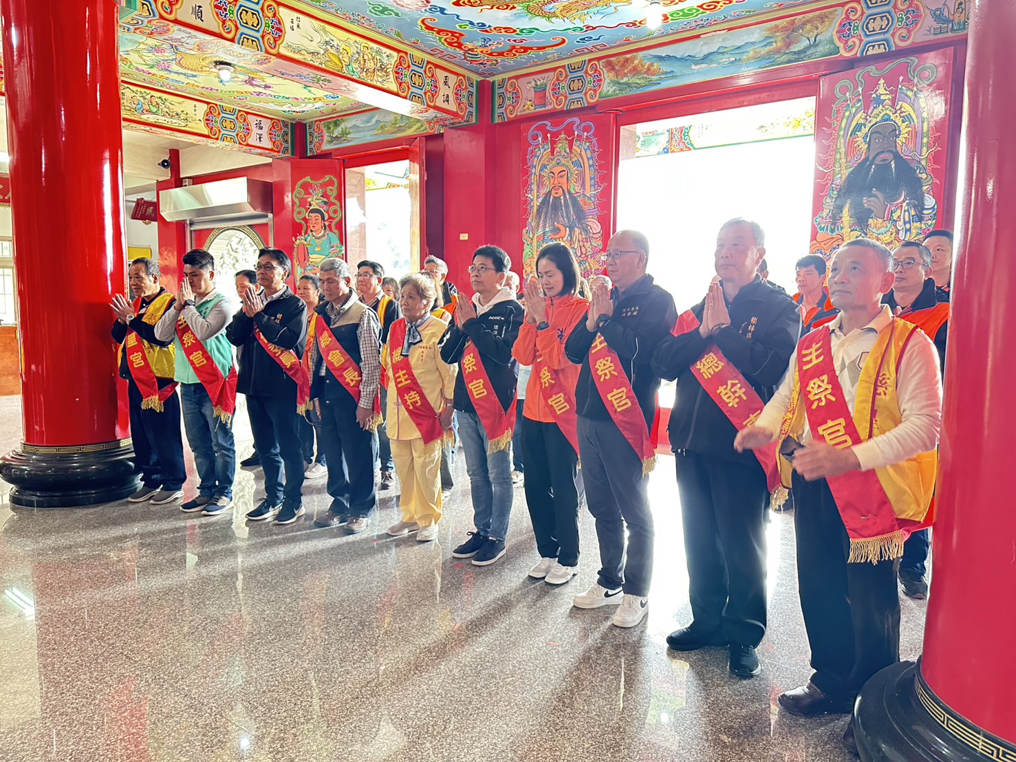 香火情化環保力  樹林山佳慈皇宮捐清潔車輛 %E5��力清潔隊�...