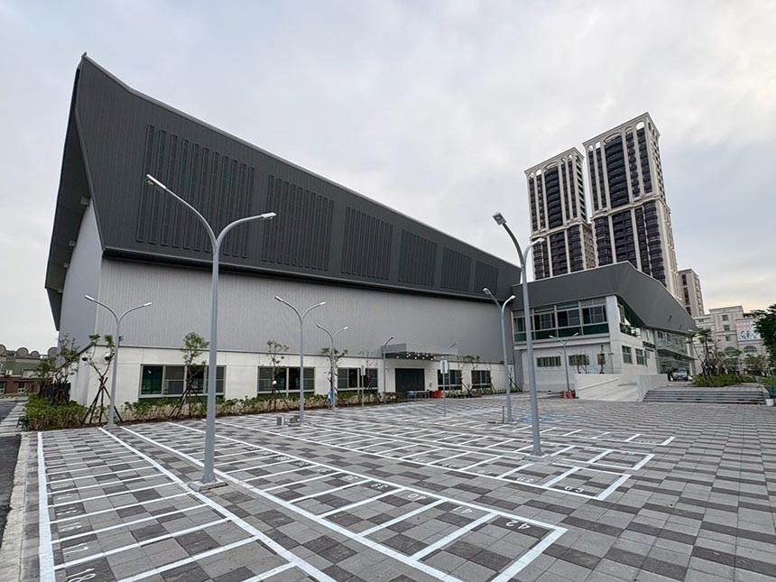 打造北高雄全齡建康新地標  楠仔坑運動中心完工