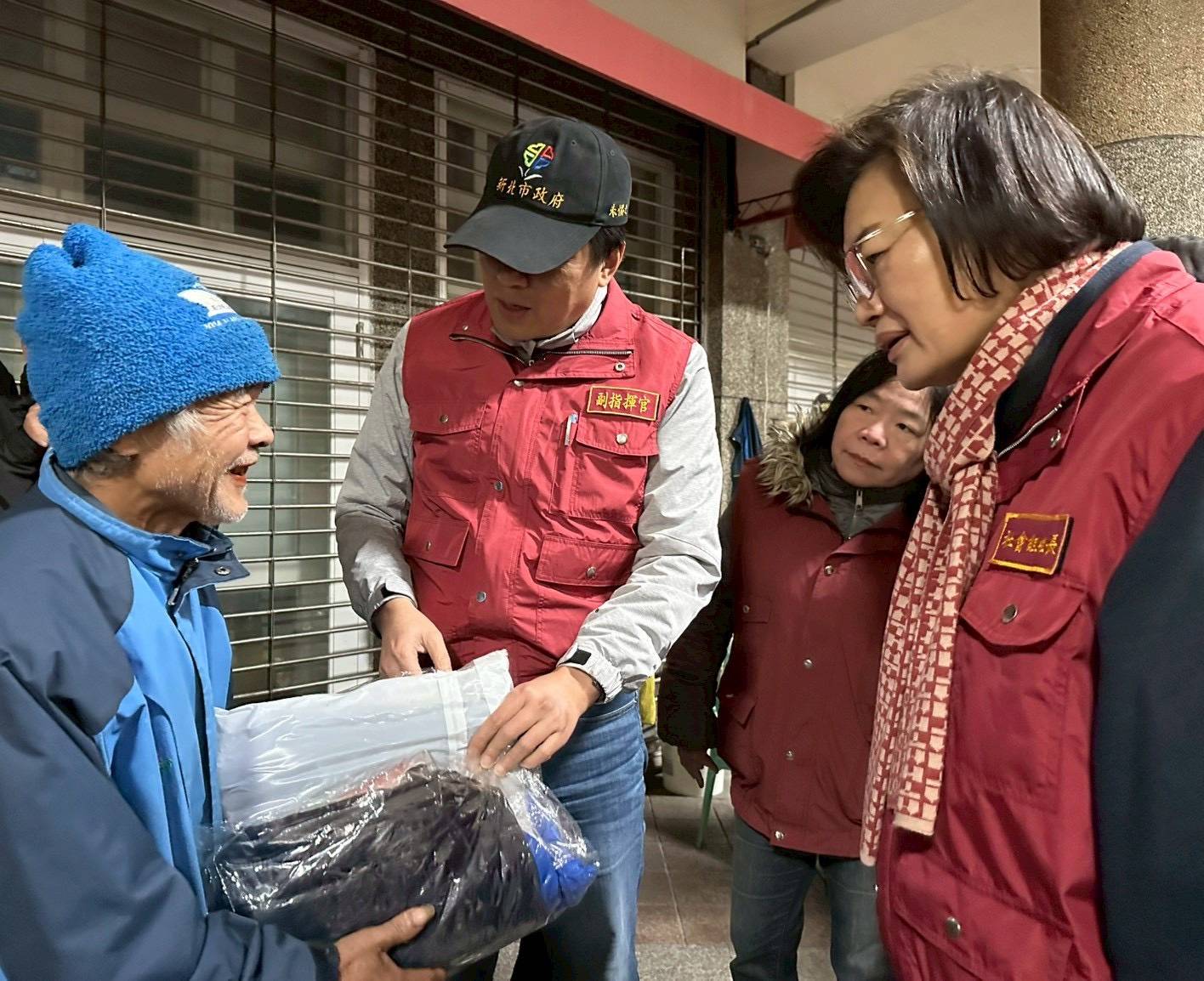 強烈大陸冷氣團來襲 新北市啟動街友與獨居老人低溫關懷...