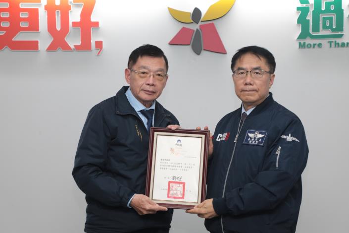南市殯葬業務3度評比獲中央肯定  %E9��偉哲盼持續推動有尊�...