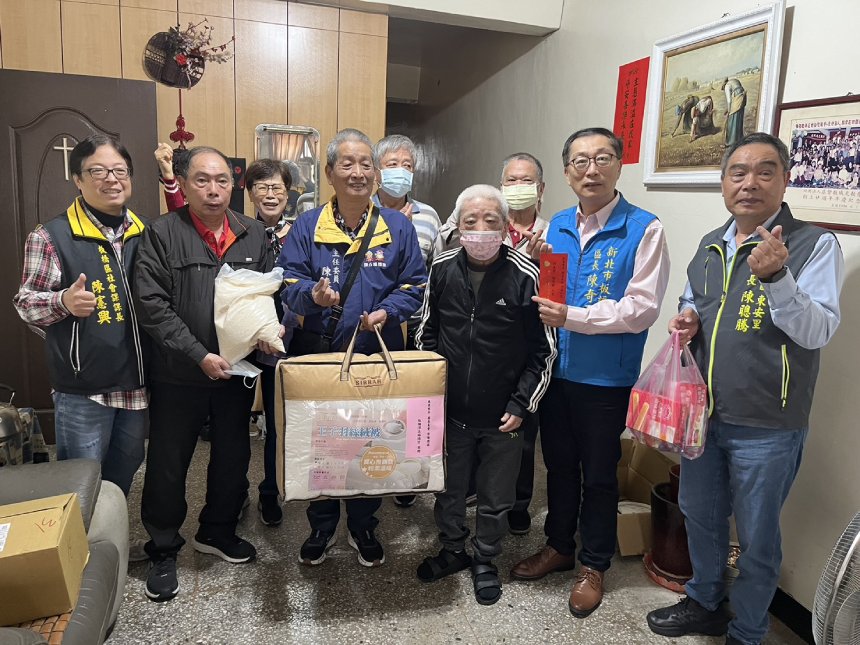 板橋公私協力送溫暖  守護獨老渡寒冬...