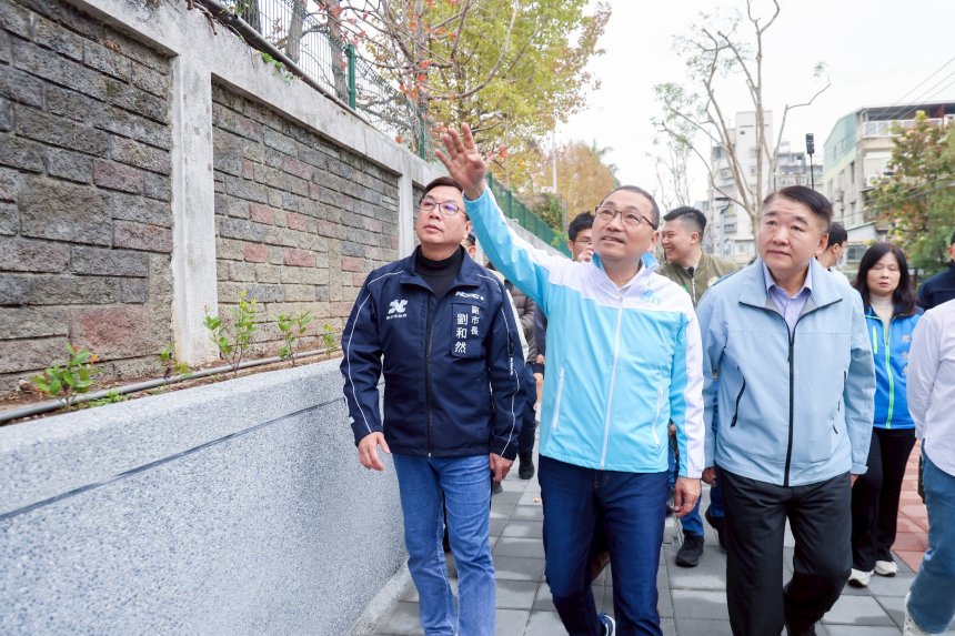 永福國小人行環境再升級  侯友宜：新北通學廊道今年邁向100...