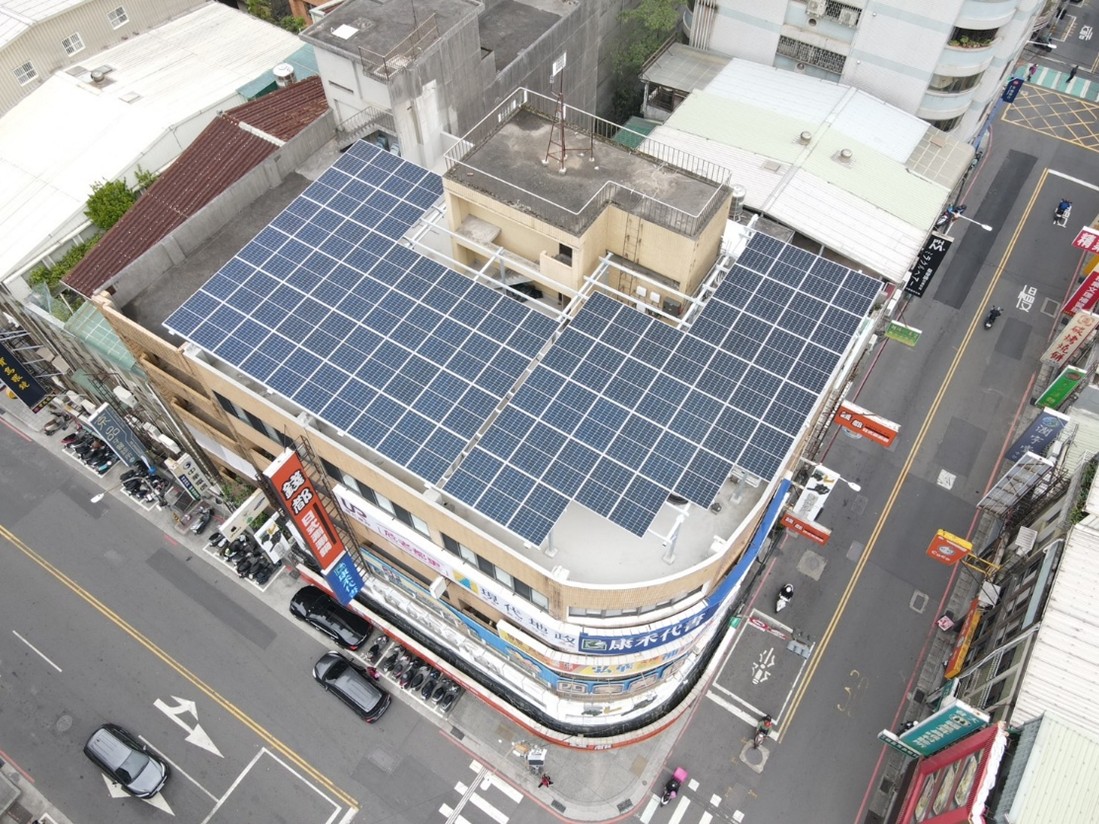 115年家戶屋頂光電及智慧微電網補助即日起受理新北助攻能...