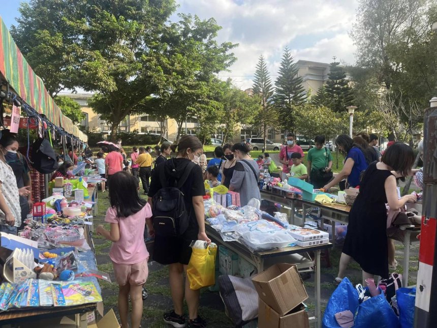 桃園市永平里綠色革命  銀級認證最佳低碳生活典範...