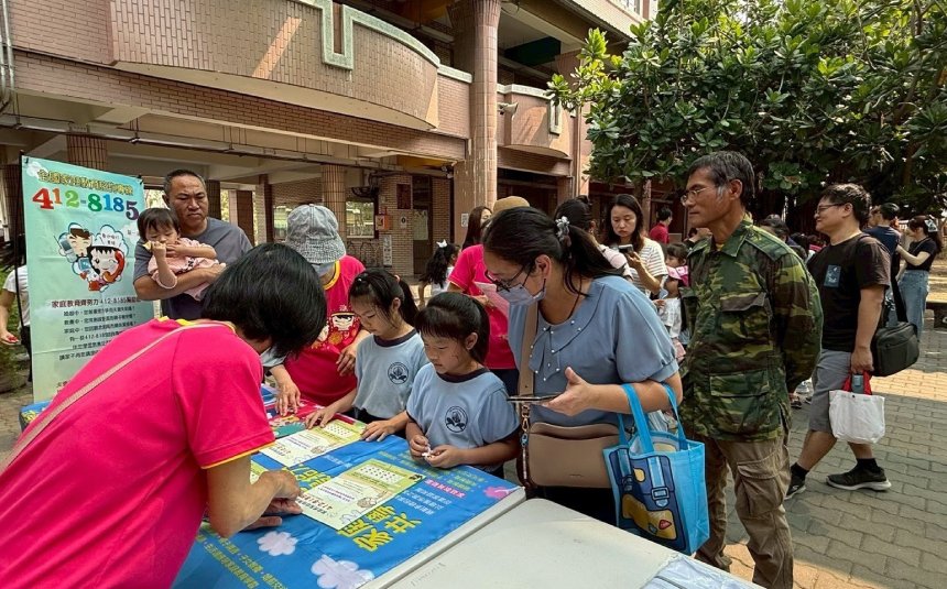 南市家庭教育中心拓展多元宣導管道  觸角深入村里鄰...