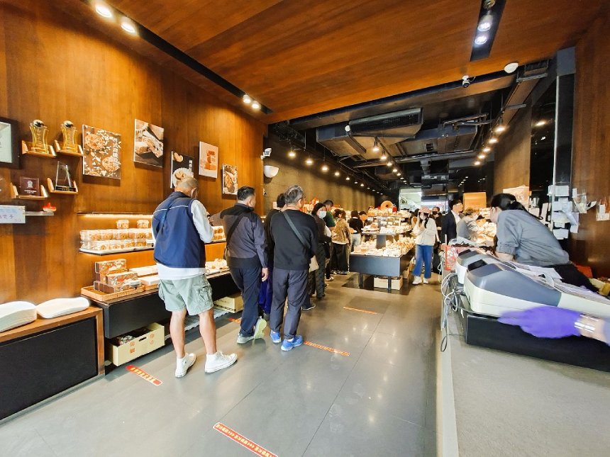 老店「招牌四飽」網路聲量帶動業績  「葡吉麵包」成美食...