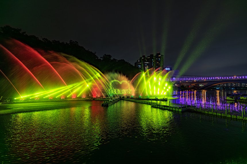新北浪漫夜景在碧潭  水舞結合新北幣好禮登場...