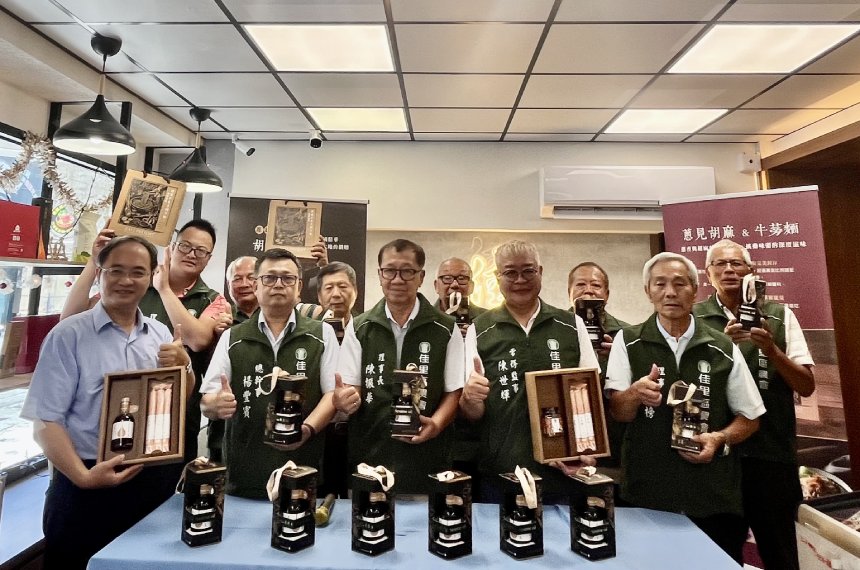 佳里區農會全國首創產銷履歷胡麻油  展現在地農業實力...