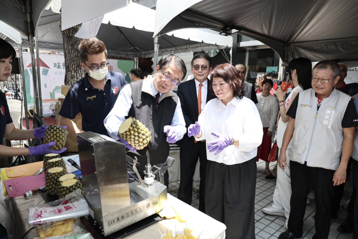 味聚府城漫食嘉義登場 黃偉哲行銷台南農產及伴手禮...