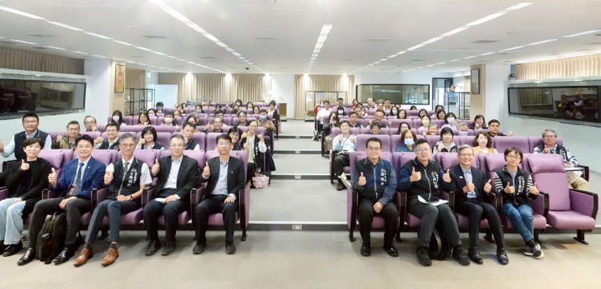 數位力大放異彩！  台中連奪全台智慧評比大獎