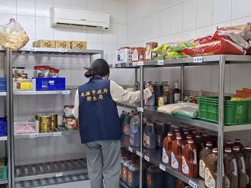 守護市民食用油安全  高雄市食安小組下架問題油品...