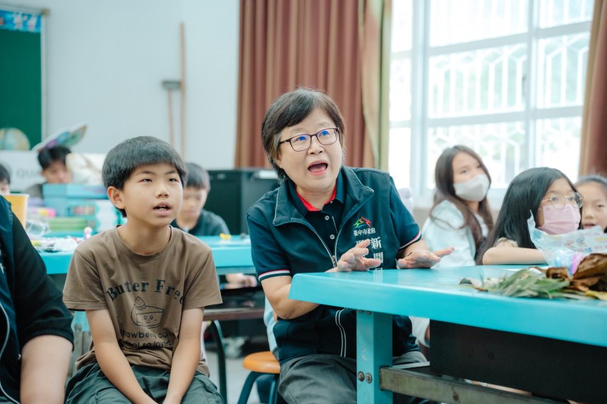 暑期營帶孩子用動畫繪家鄉  新聞局「動見在地」定格台中...