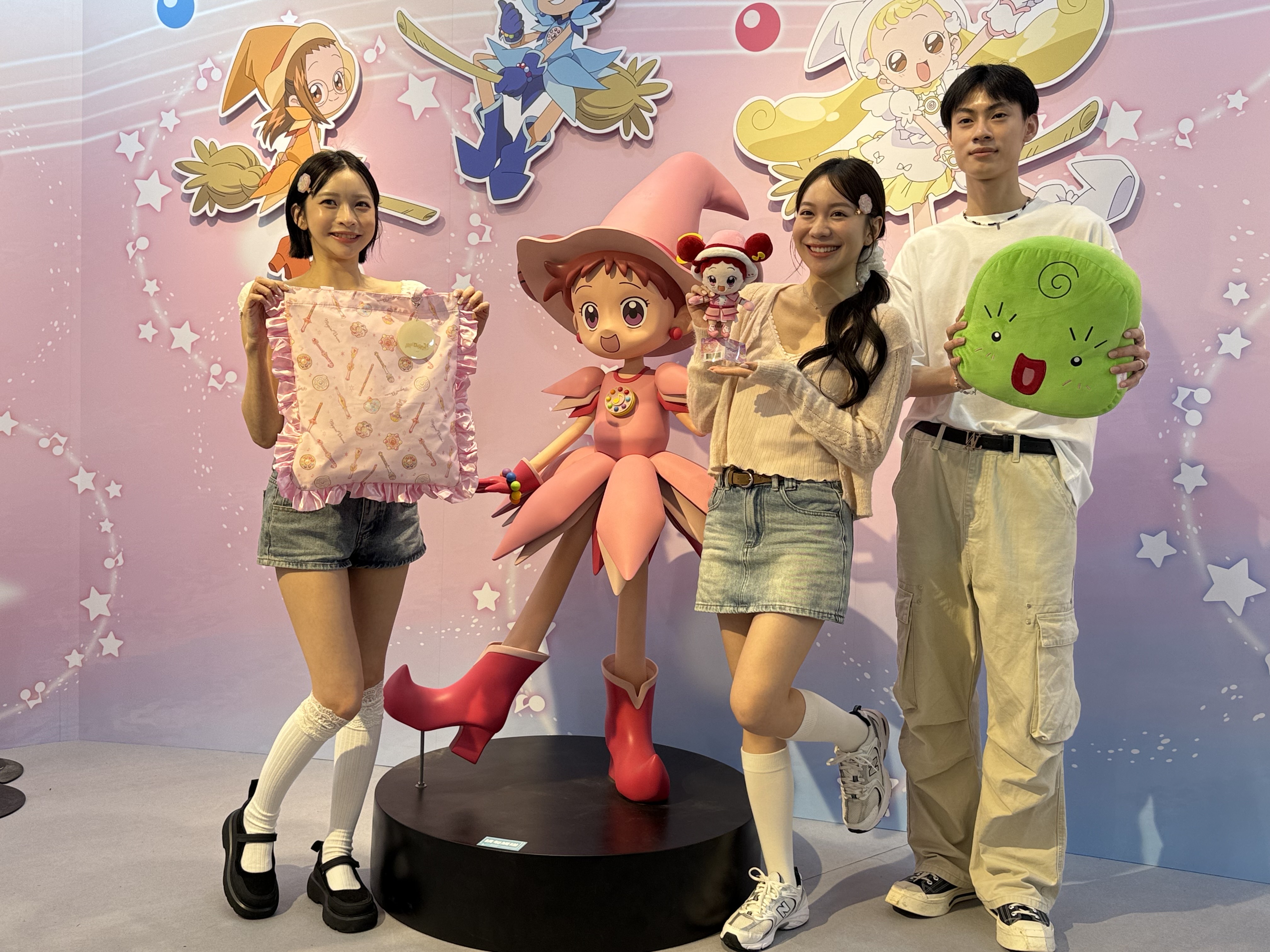 量身映射你的少女心貴婦仙姿！  小魔女同場加映五感似顏�...