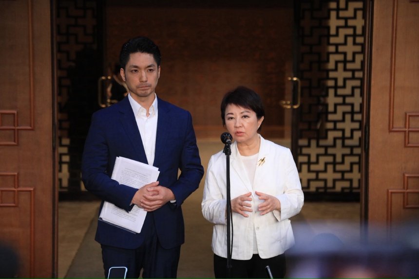 盧市長赴行政院提「兩大建言」  籲中央地方攜手重拾食安信心
