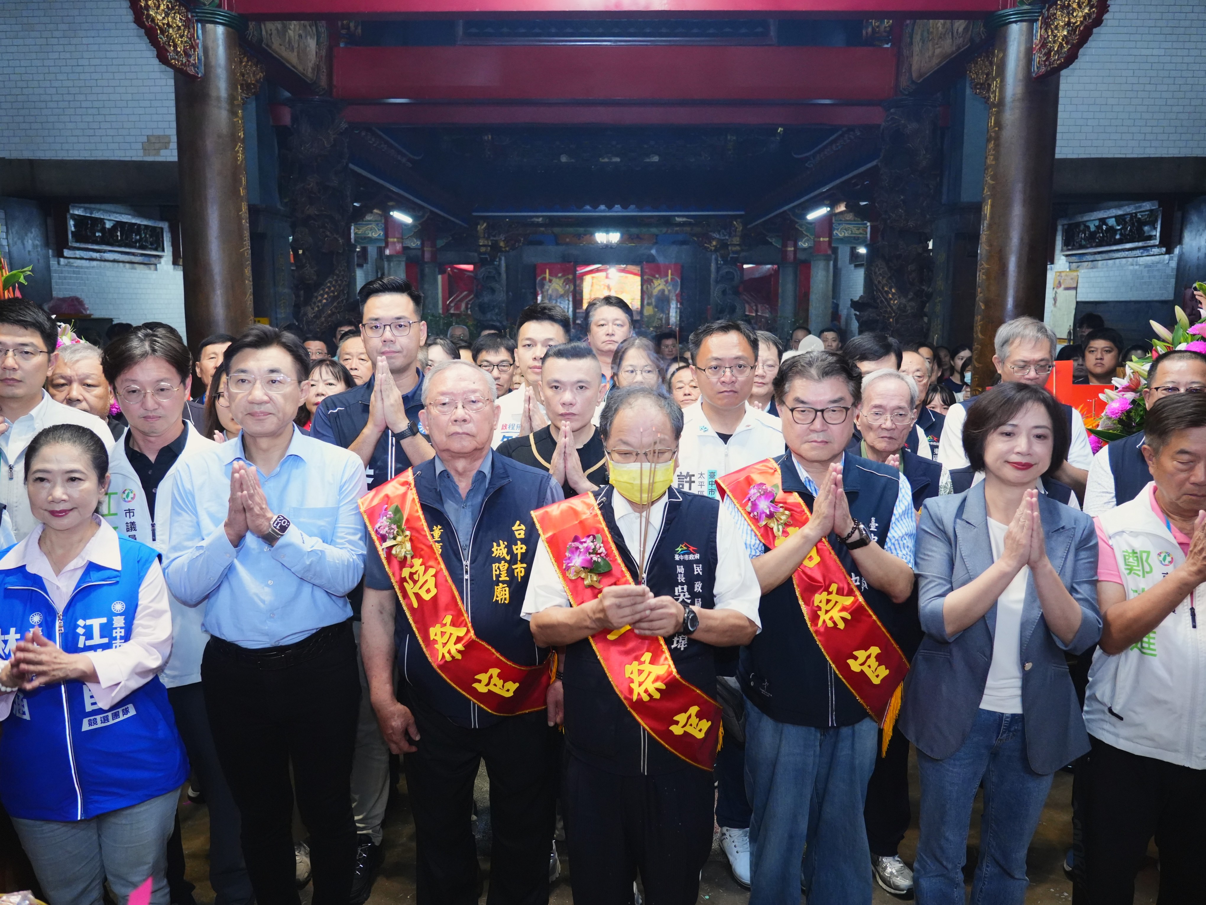 百年官建城隍廟迎城隍聖誕！ 民政局長祈願市民平安、百業興旺 