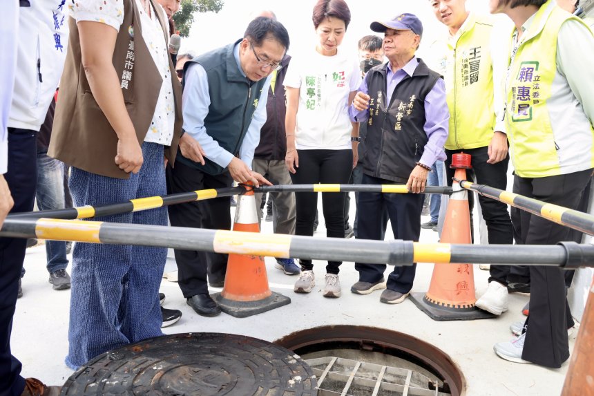 新營O幹線雨水下水道一期完工  黃偉哲視察肯定有效降低淹...