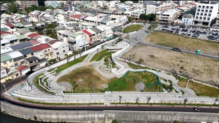 「臺南市永康區六甲頂醫療專用區市地重劃」完成  %E6��費地�...