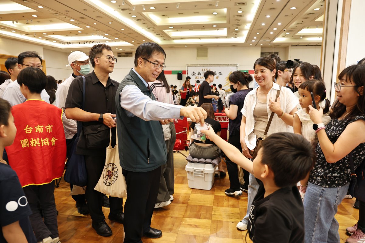 議長盃圍棋錦標賽睽違10年復辦  黃偉哲勉勵棋手以棋益智...