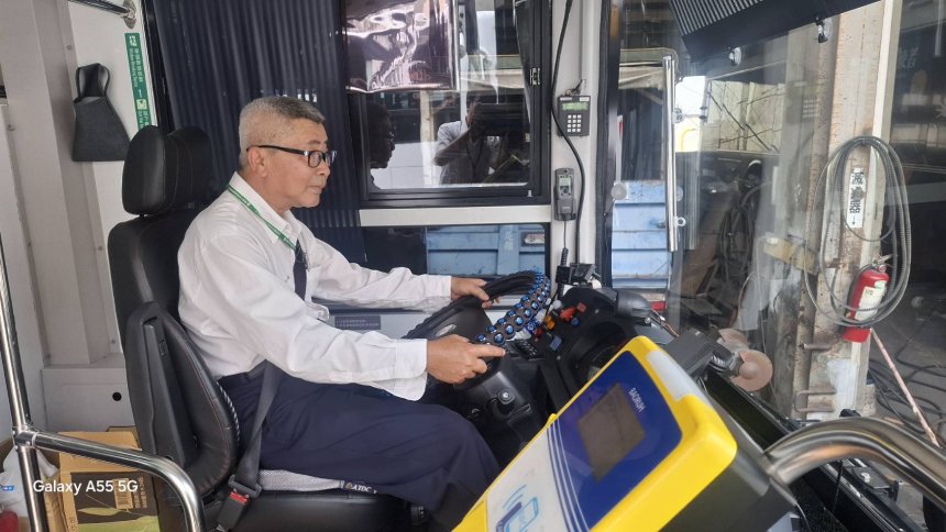 小五學童睡過站好慌張！公車駕駛暖心化解驚魂  中市交通...