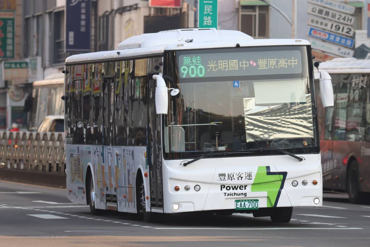 善用場站、轉運中心動線　交通局加值17條公車路線服務