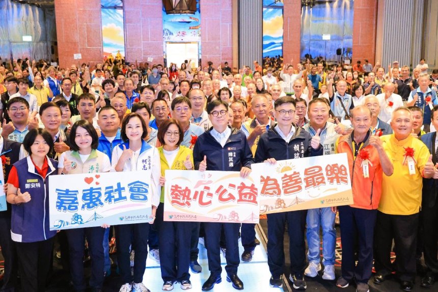 出席表揚績優宗教團體  陳其邁感謝攜手打造低碳永續高雄